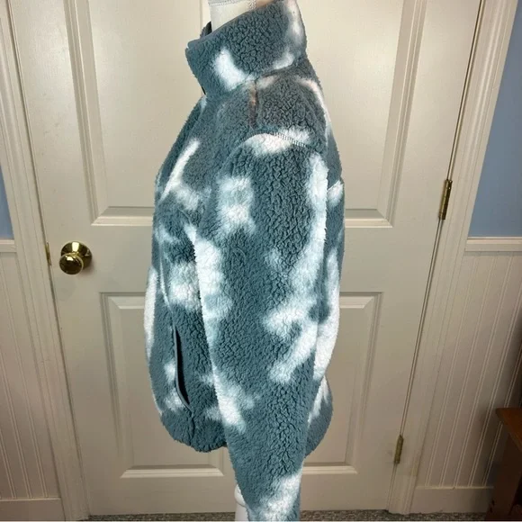 LIV Outdoor Whinter Sherpa Fleece 1/4 Zip -  Medium - Picture 5 of 10